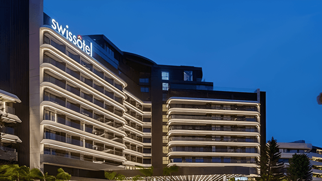 Swissotel Waterfront Residences